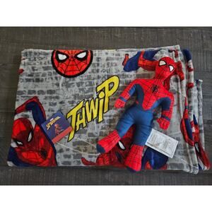 Marvel Spiderman Plush Buddy Blanket Set Super Soft NWT Grey Red Blue 48 x 58 in
